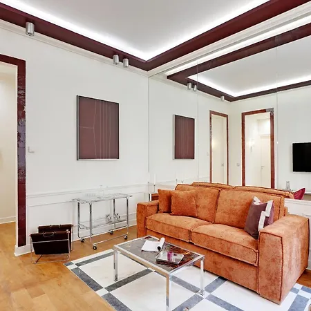 Saint Honore Prestige Premium 4p شقة باريس